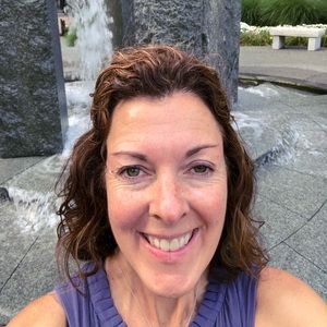 Meet your Posher, Amy